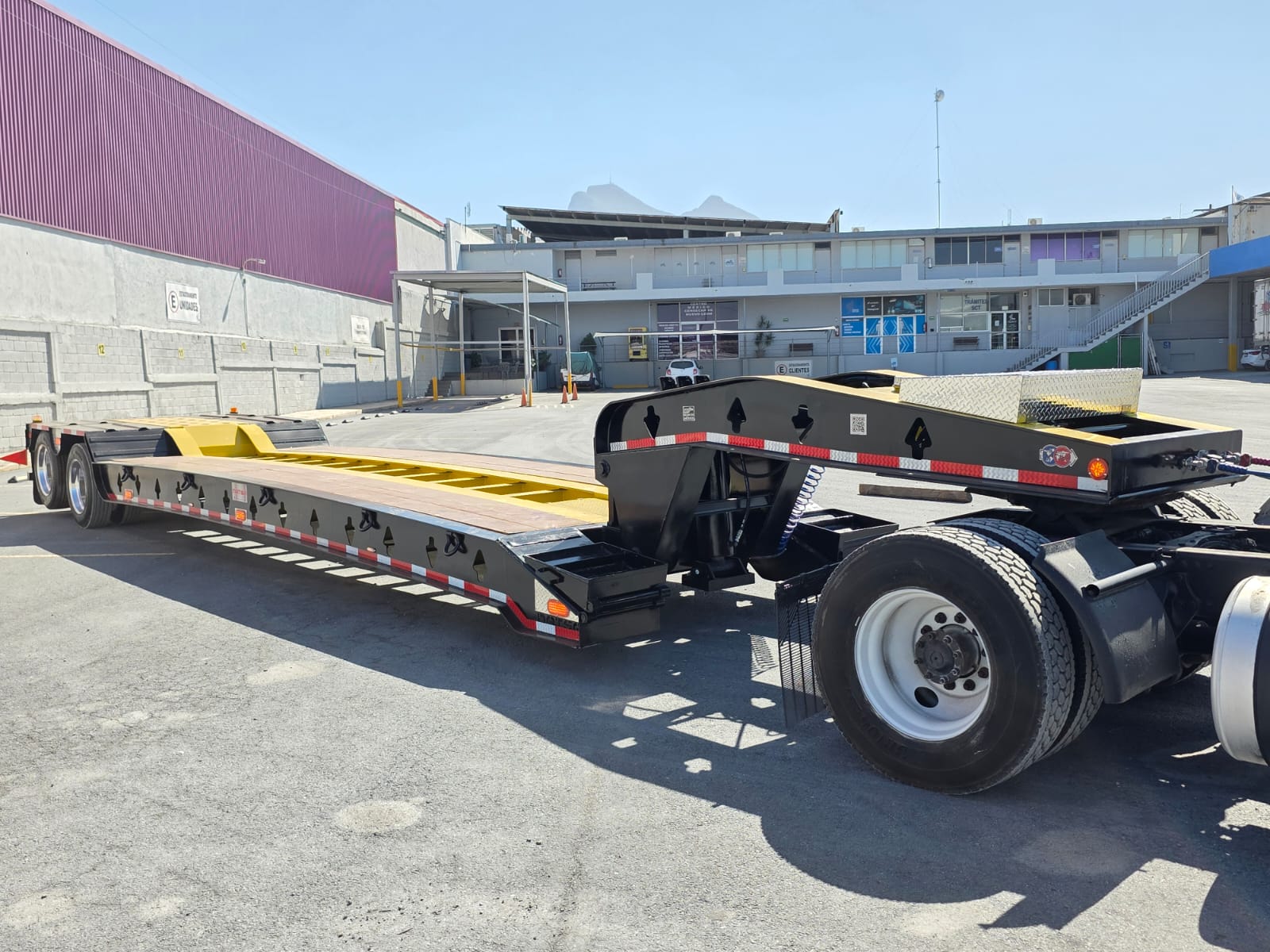 2 Axle Rgn Builds Gallery – Heavy Haul Trailer Portfolio | NATSA Trailers